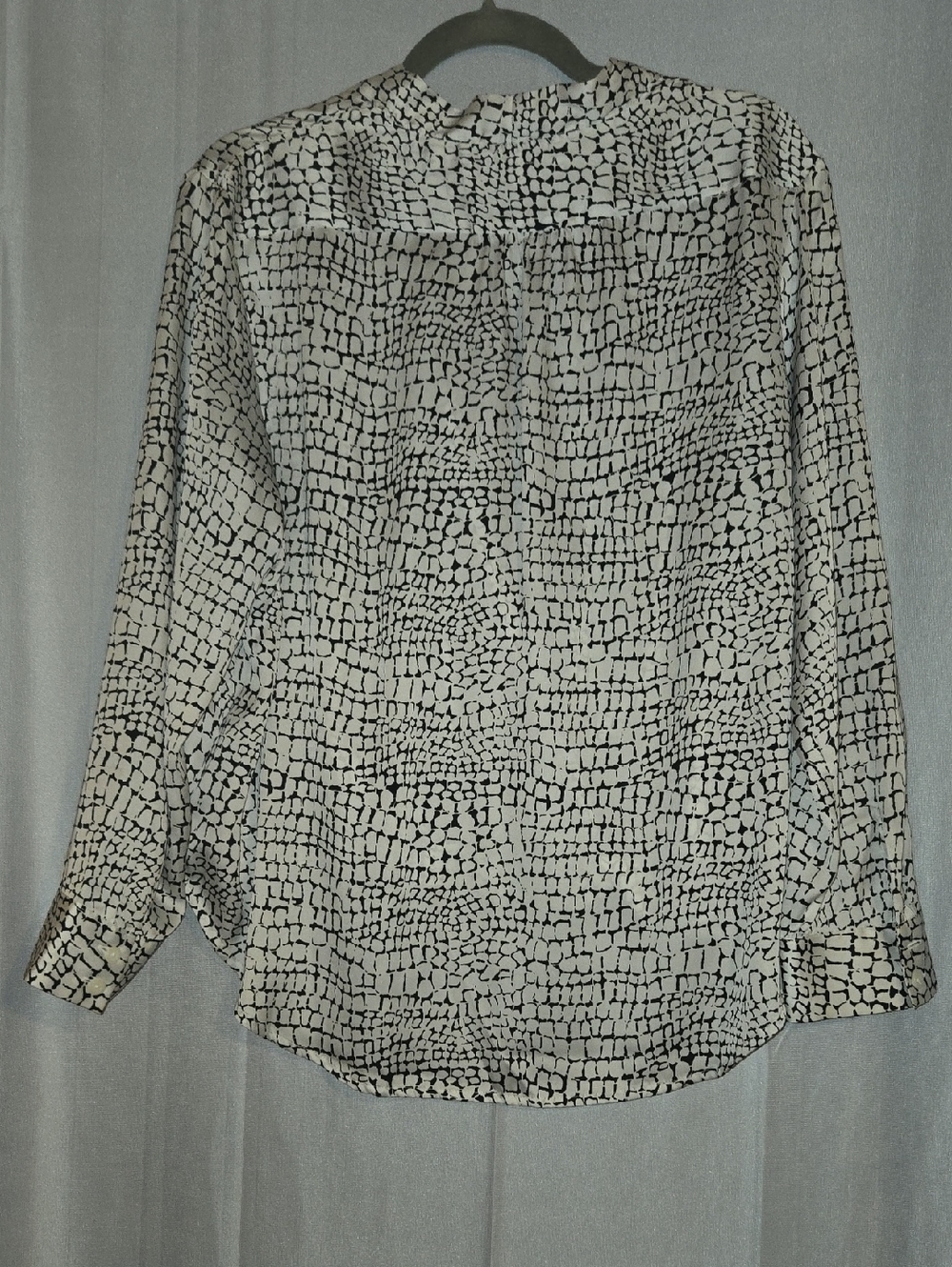Apt. 9 Black and White Geometric Wrap Blouse PXL NWOT - Picture 6 of 8